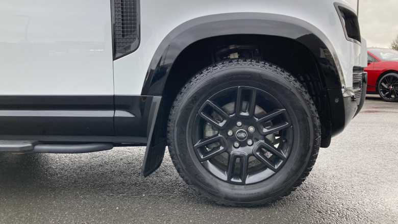 Land Rover Defender 90 Diesel 3.0 D250 Hard Top S Auto